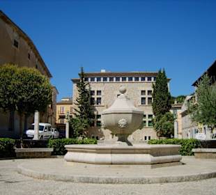 Schöner Platz in Arta