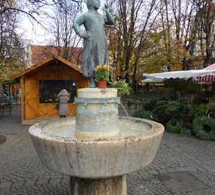 Liesl Karlstadt Brunnen