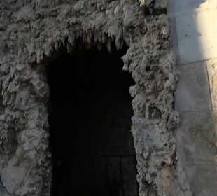 Lourdesgrotte mit Maria Skulptur Altheim