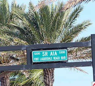Straße am Strand