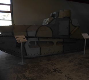 Frühe Panzertechnik