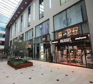 Restaurants & Geschäfte