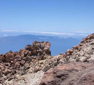 Blick über den Schwefelkrater