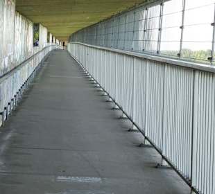 Der Fußweg der Huntebrücke