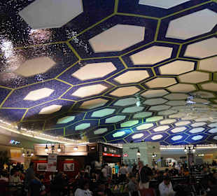 Flughafen Abu Dhabi