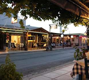 Shopping in Tigaki