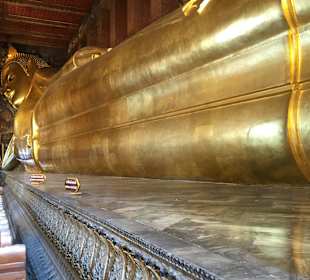 Лежащий Будда