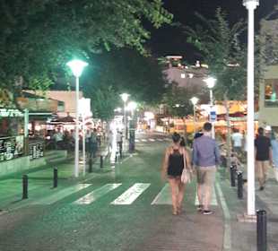 Einkaufsstraße Bulevar de Paguera