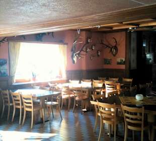 Restaurant à La Staziun - “Bahnhöfli”