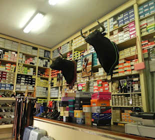 Siquenza local shoe shop