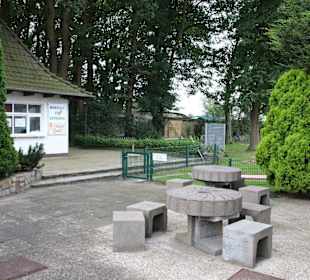 An der Strandpromenade Lembruch