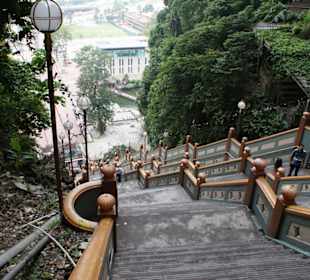 Die Treppe zu den Batu Caves