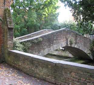 Blick auf die Brücke