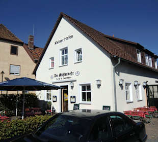 Von hier geht die Kahnfahrt los.