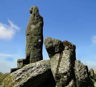 Statue of An Ky Sinh