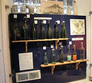 Bierflaschen aus über 100 Jahren