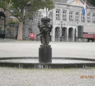 Fountain behind the church 