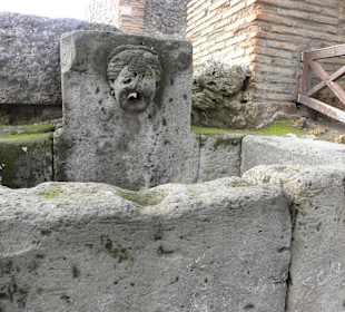 Statue