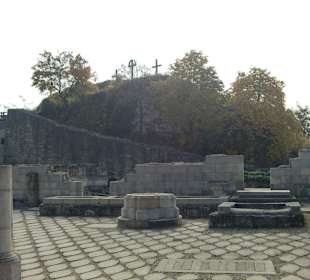 Ausgarbungen in der Burg