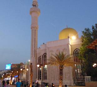 Al Mubarakiya Souk in Kuwait City