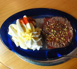 Hamburger mit Pommes
