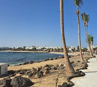 Strandpromenade Costa Teguise