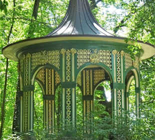Der Treillage-Pavillon im Garten der Eremitage