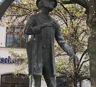 Karl Valentin auf dem Viktualienmarkt