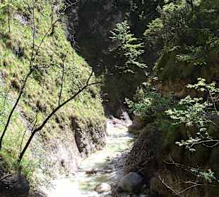 Wanderung durch die Klamm