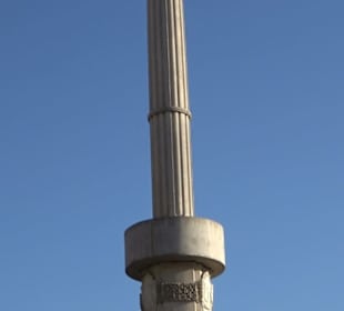 Marienbrunnen mit Mariensäule