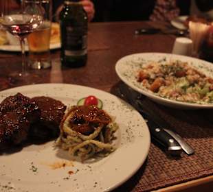 Kudusteak mit Beilagen