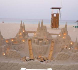 Sandburg  am Strand Cala Millor