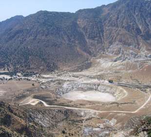 Wulkan stefanos na wyspie nisyros