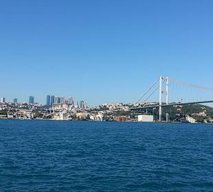 Blick auf Bosporus Brücke