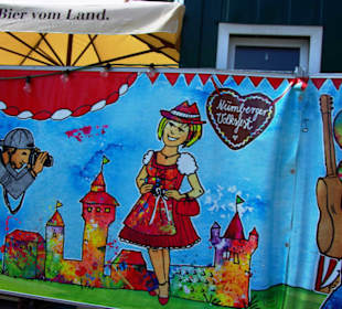 Schöne Malerei an der Umzäunung 