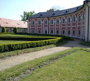Veltrusy