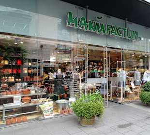 Eingang zum Manufactum Warenhaus