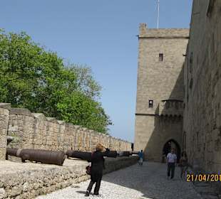 Die Kanonen vom Palast