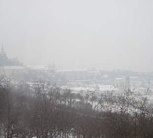 Blick im Winter auf Prag