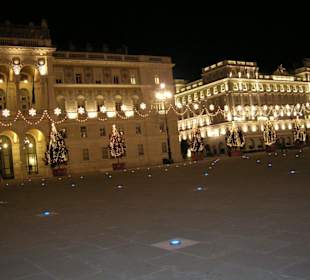 Piazza Unità by night