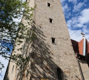 Bei der Lorenzkirche in Erfurt (Pilse 30)