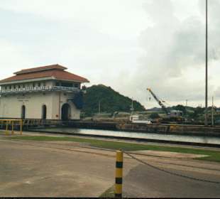 Panamakanal - die Miraflores-Schleuse