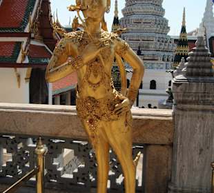 Eine goldene Figur