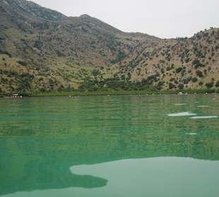 Schönes klares Wasser