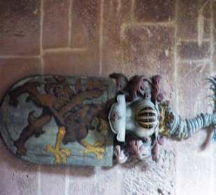 Steinwappen in der Wand