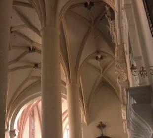 Stiftskirche St. Peter und Johannes der Täufer