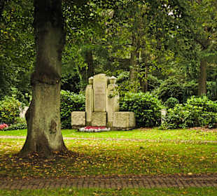 Кладбище Ольсдорф, Гамбург, 16 сентября 2013 года