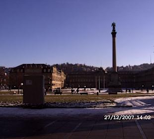 Schloßplatz mit neuem Schloß