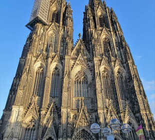 Ansichten des Kölner Doms im Dezember 2019