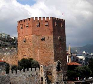 Czerwona wieża-Alanya